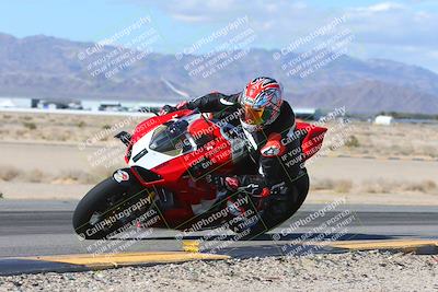 media/Feb-04-2024-SoCal Trackdays (Sun) [[91d6515b1d]]/7-Turn 9 Inside (1140am)/